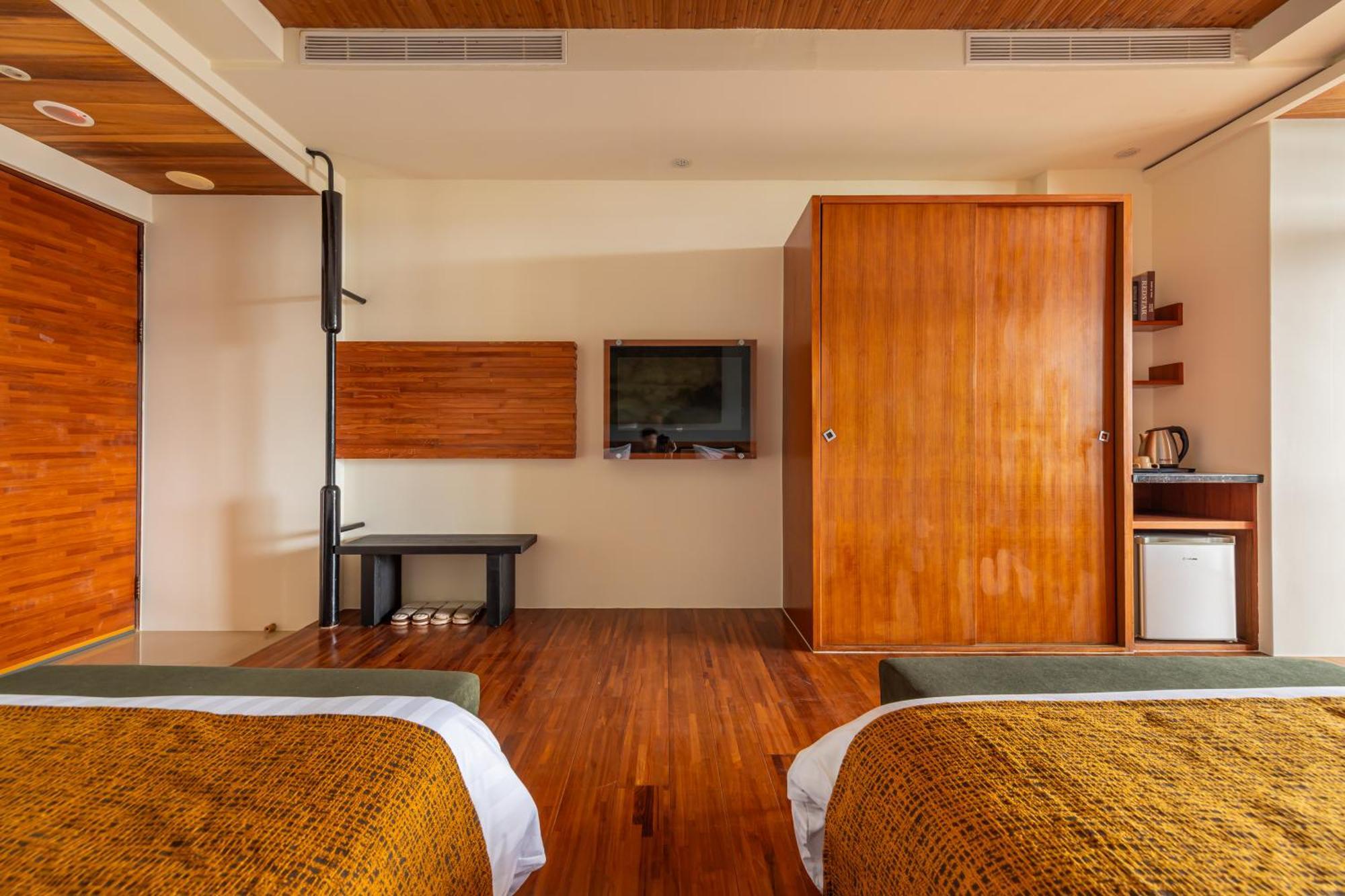 Sun Moon Lake Itathao Vacation Inn With Elevator Yuchi Luaran gambar