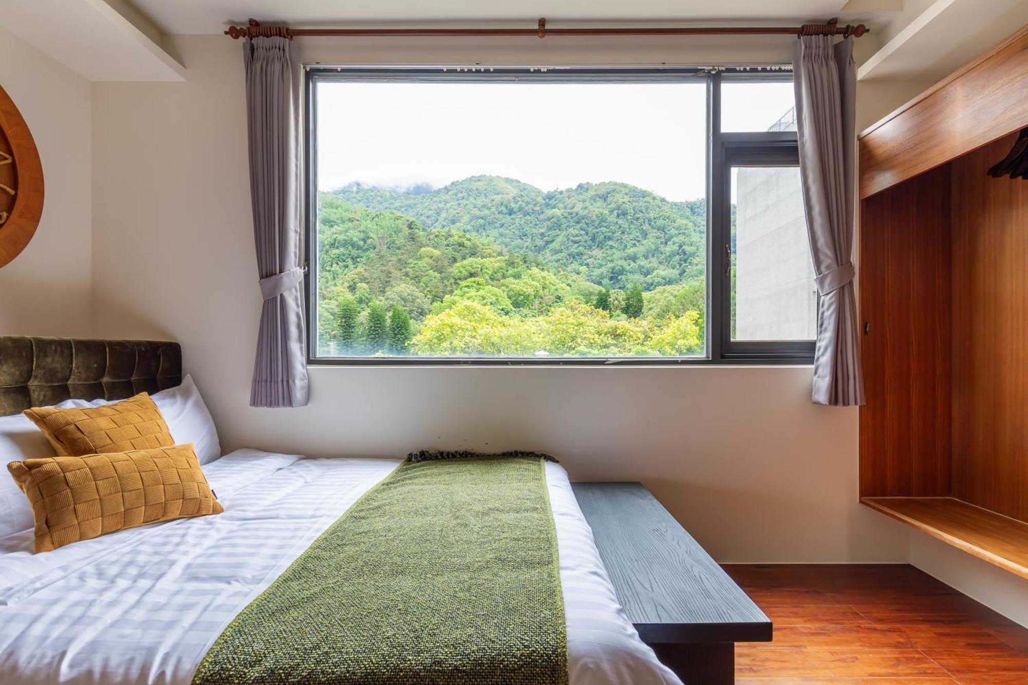 Sun Moon Lake Itathao Vacation Inn With Elevator Yuchi Luaran gambar