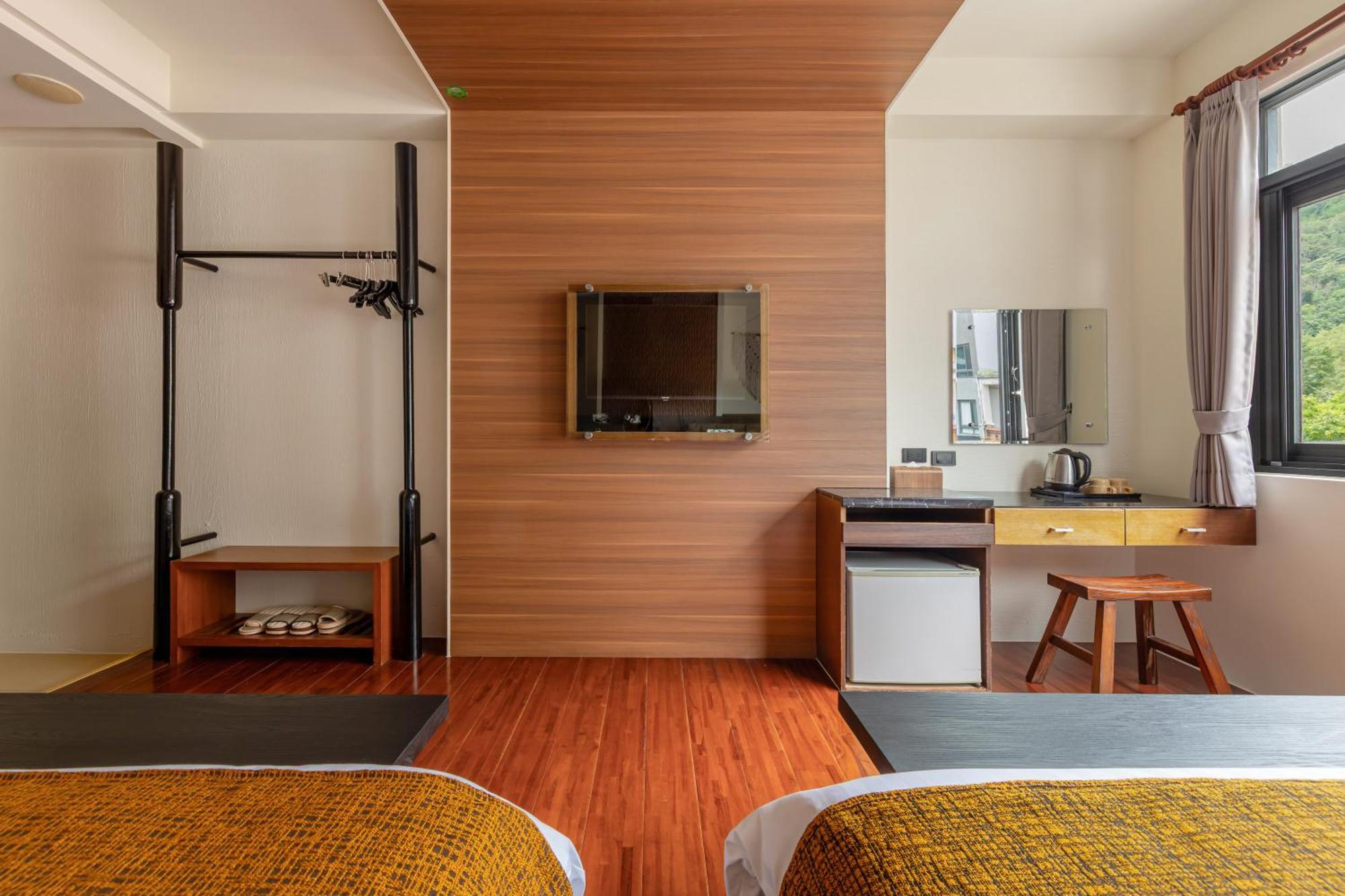 Sun Moon Lake Itathao Vacation Inn With Elevator Yuchi Luaran gambar