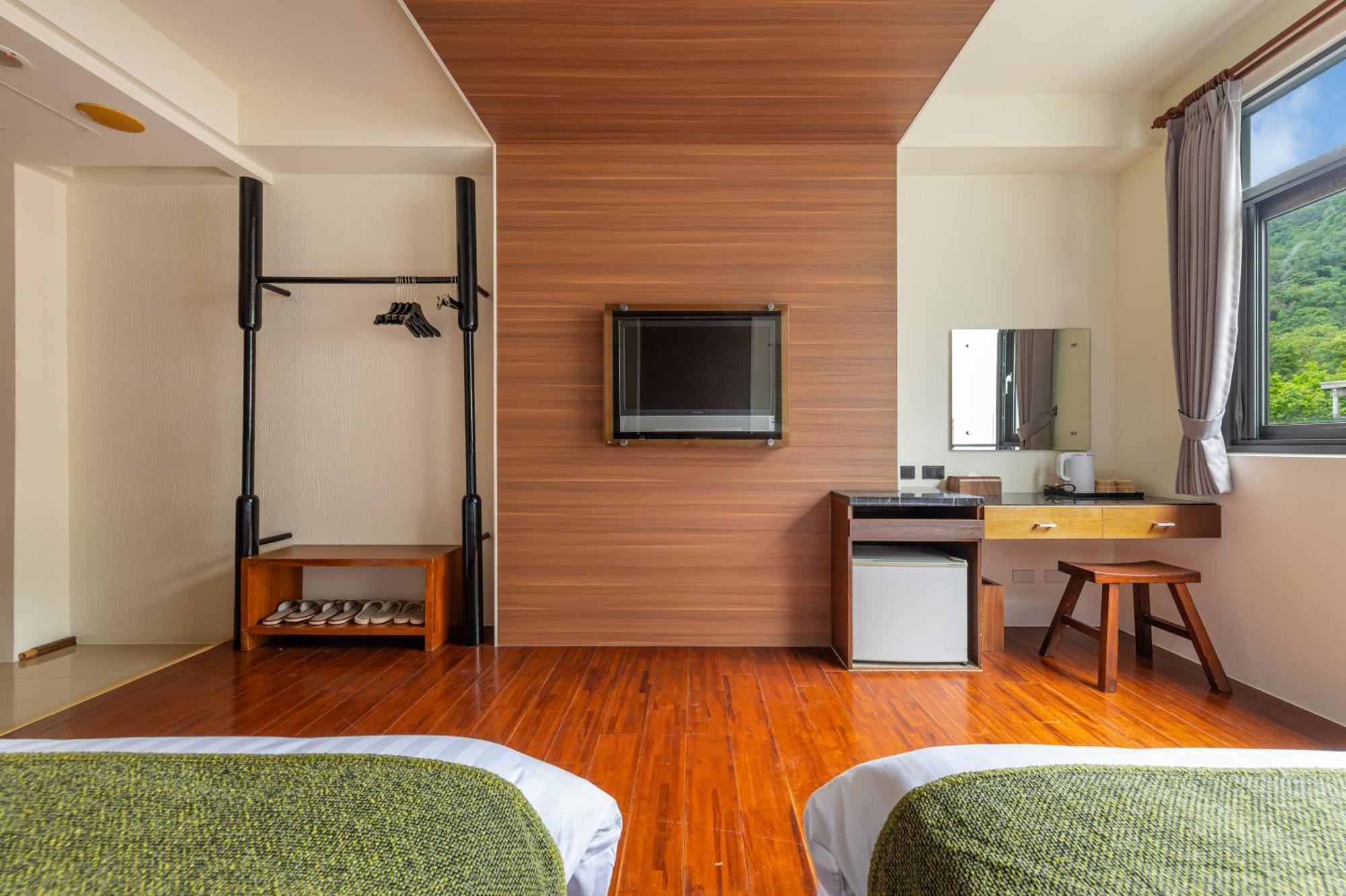 Sun Moon Lake Itathao Vacation Inn With Elevator Yuchi Luaran gambar