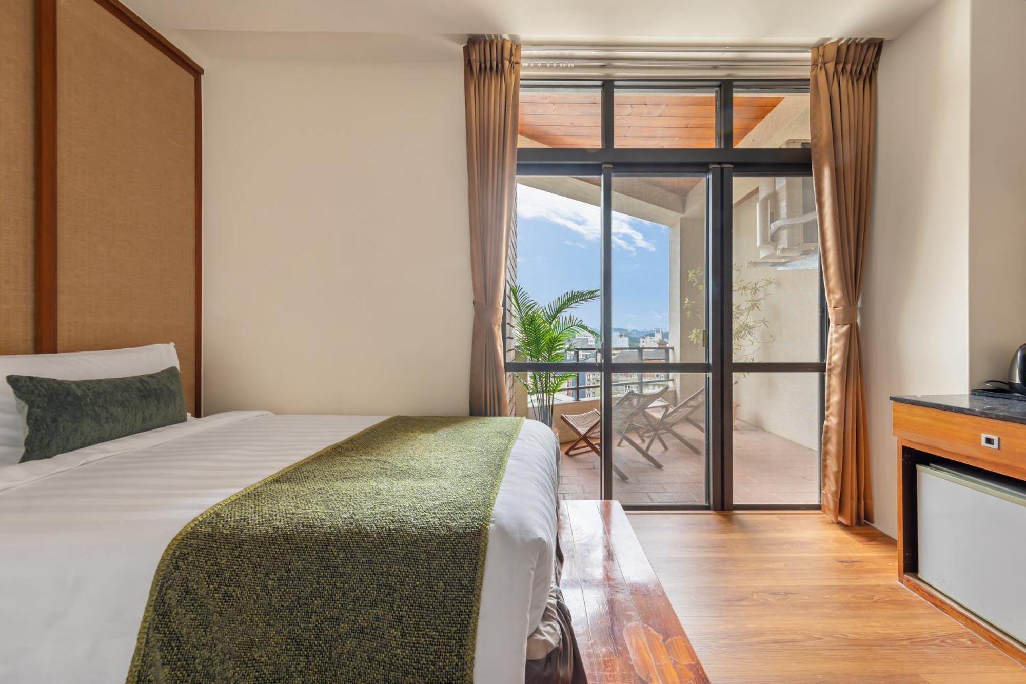 Sun Moon Lake Itathao Vacation Inn With Elevator Yuchi Luaran gambar