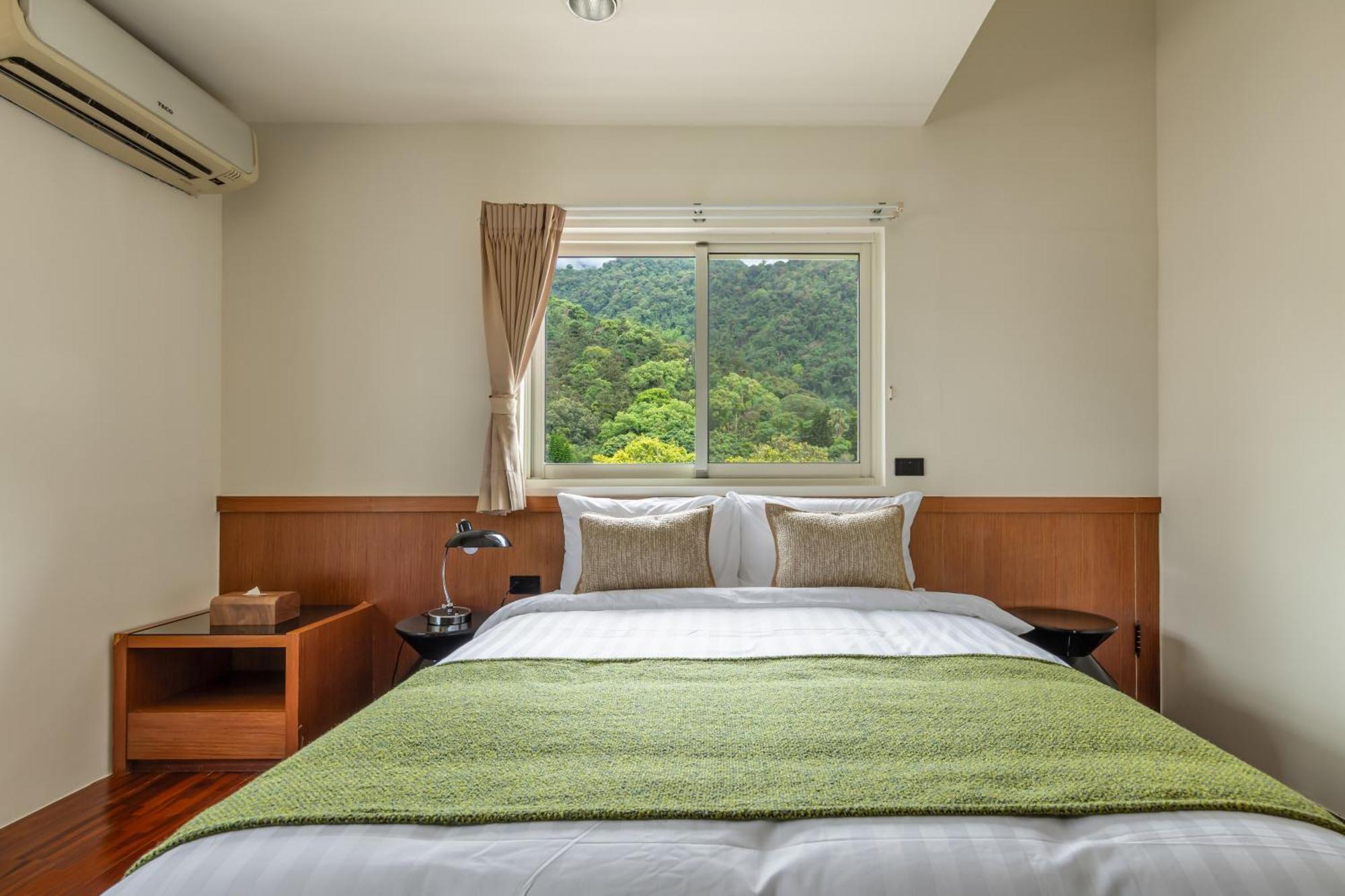 Sun Moon Lake Itathao Vacation Inn With Elevator Yuchi Luaran gambar