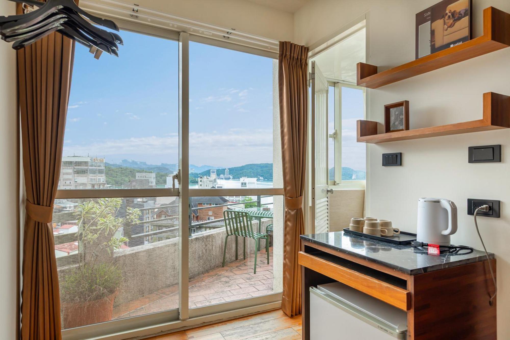 Sun Moon Lake Itathao Vacation Inn With Elevator Yuchi Luaran gambar