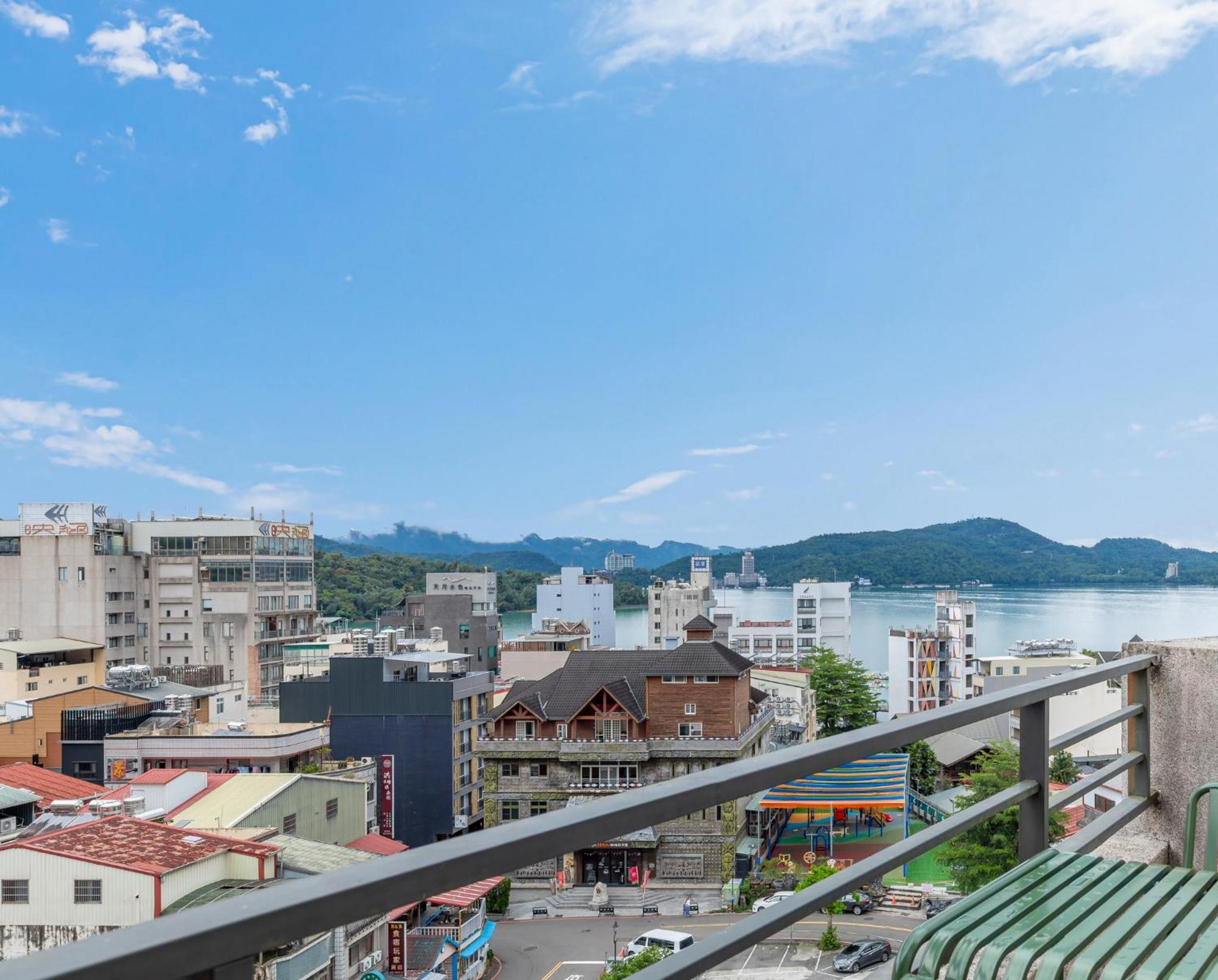 Sun Moon Lake Itathao Vacation Inn With Elevator Yuchi Luaran gambar