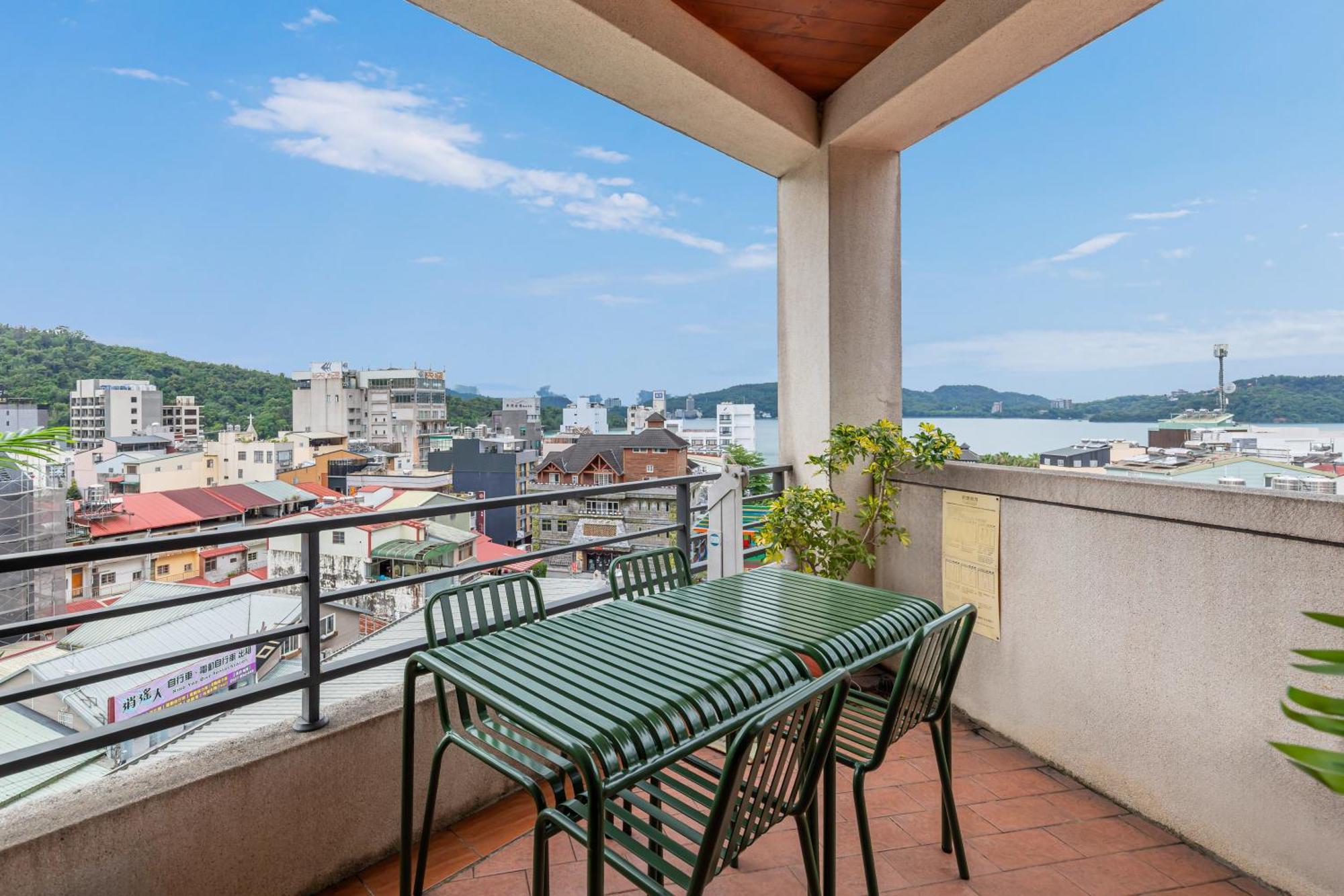 Sun Moon Lake Itathao Vacation Inn With Elevator Yuchi Luaran gambar